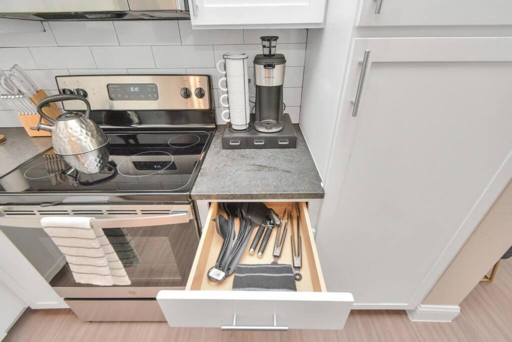 The Golden Treasure Near Kemah Boardwalk! Apartment Ngoại thất bức ảnh