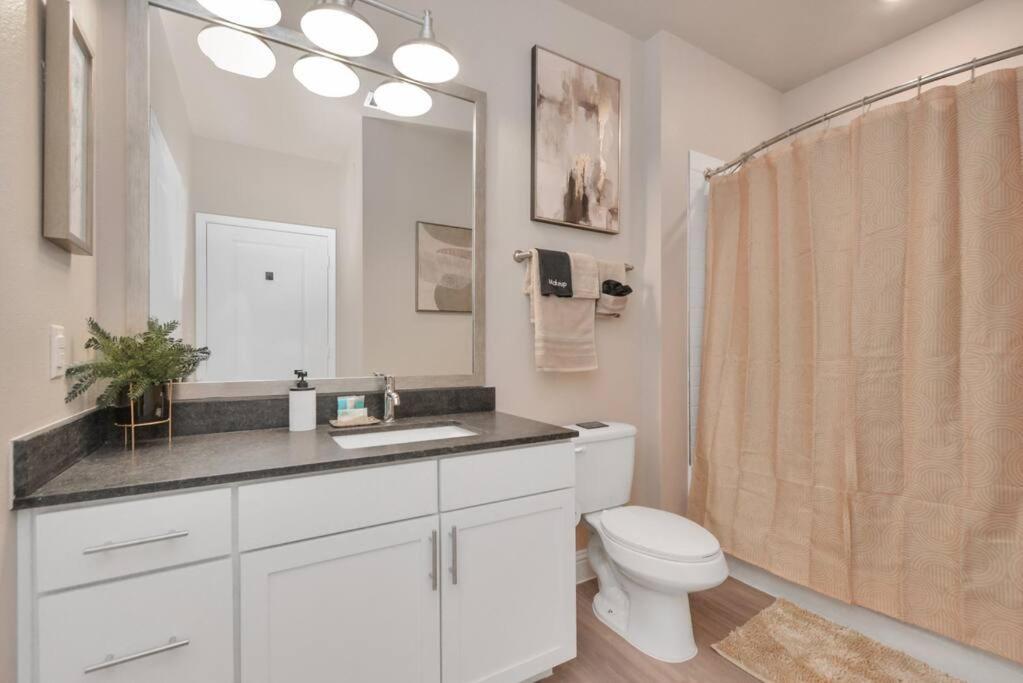 The Golden Treasure Near Kemah Boardwalk! Apartment Ngoại thất bức ảnh